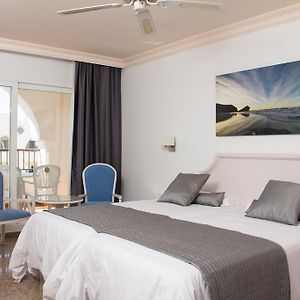 Zimmer mit zwei Einzelbetten